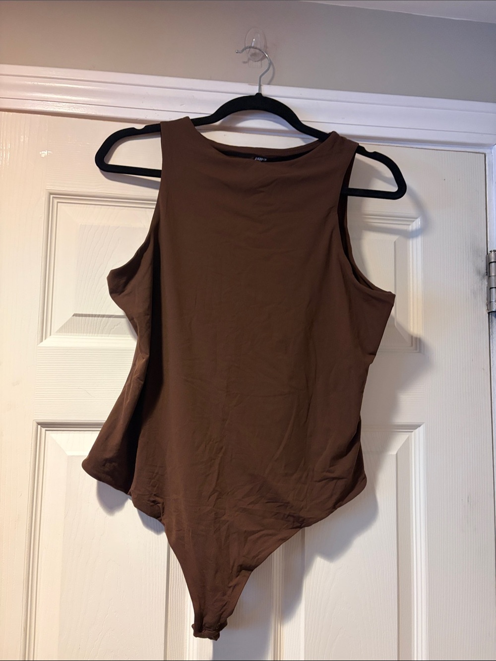 SKIMS NWOT Fits Everybody High Neck Sleeveless Thong Bodysuit in Cocoa 4X
